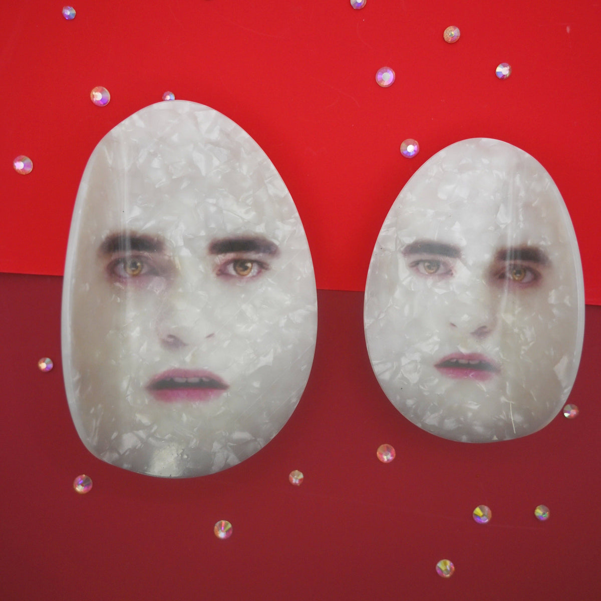 Twilight Eggward Hair Clip: Medium