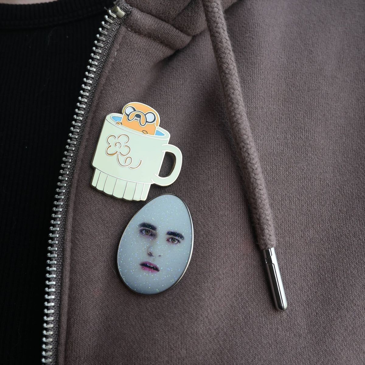 Twilight Eggward Pin