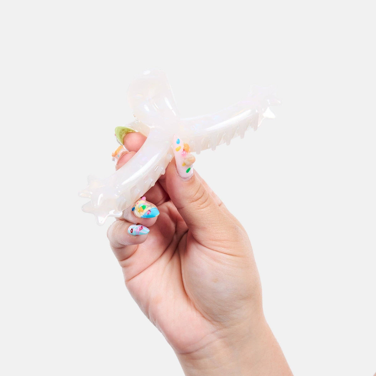 Single Star Loop Claw in Opal