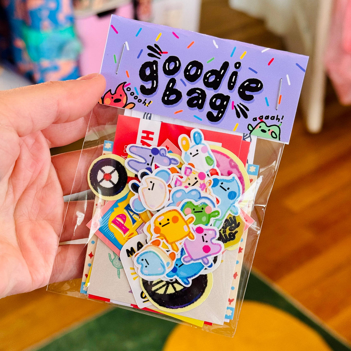 GOODIE BAG!!!!!