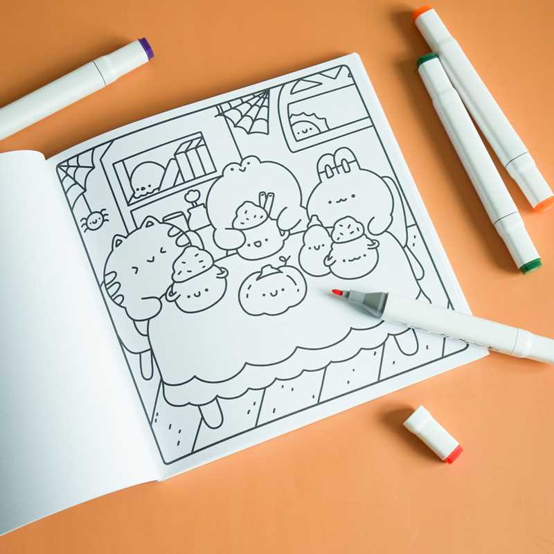 Cute & Cozy Coloring: Spooky by Becky Cas: Paperback; 80 pages / English