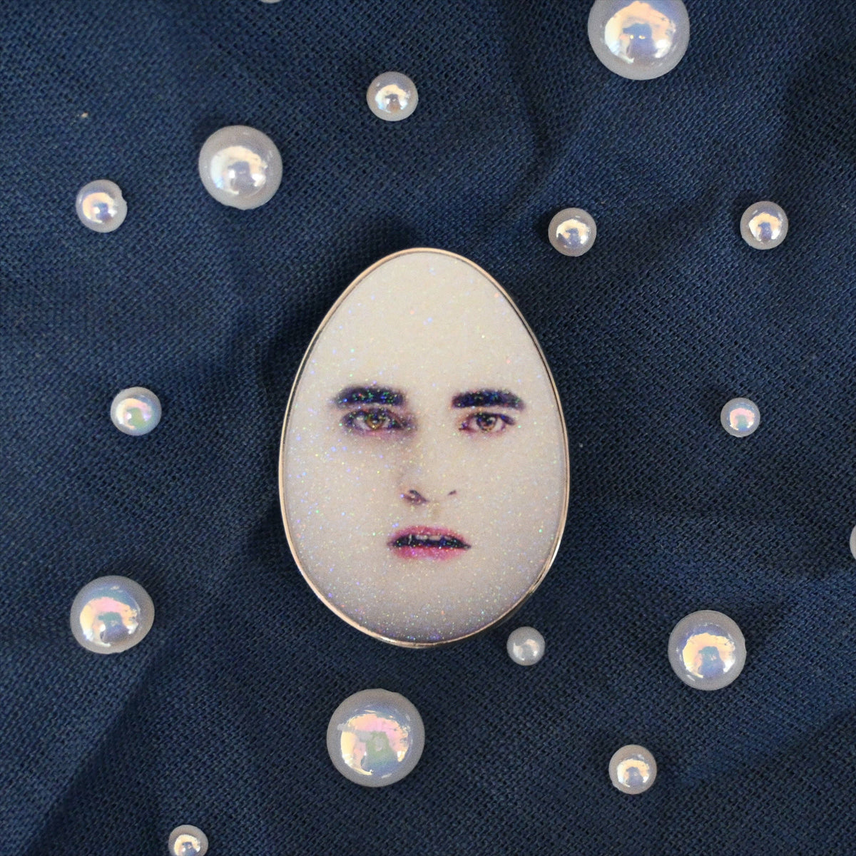 Twilight Eggward Pin