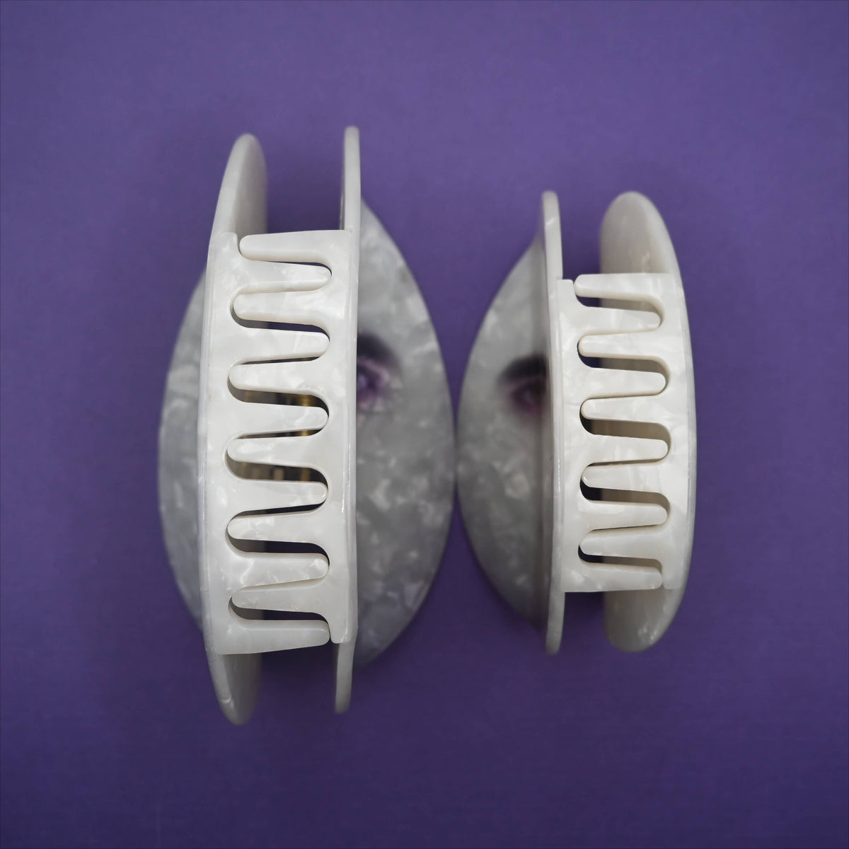 Twilight Eggward Hair Clip: Medium