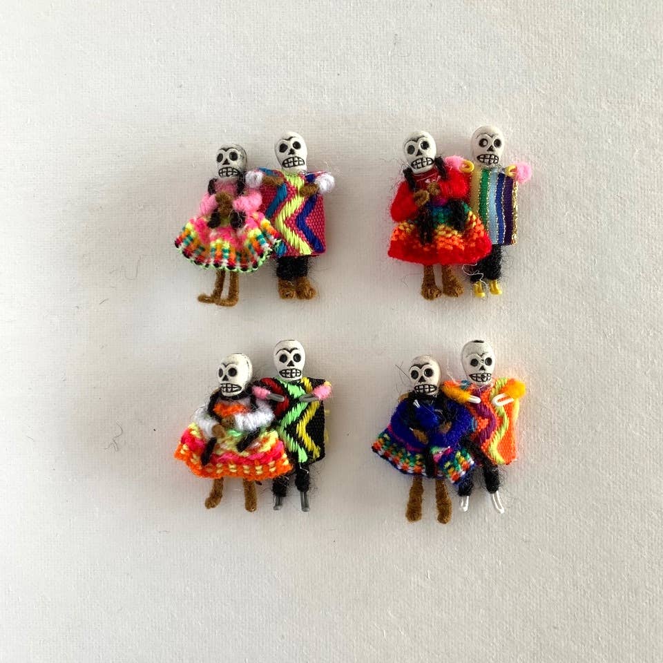 Skeleton Cholita Pin, Peru: 3.5x3cm