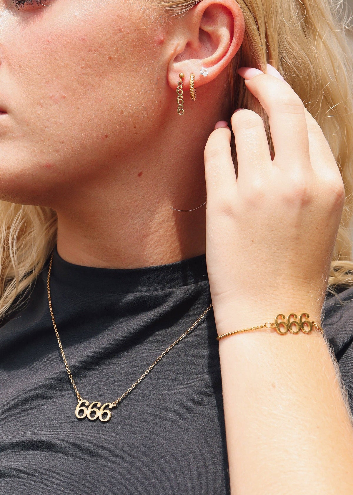 18K Gold PVD Stainless Steel Angel Number Necklace: Gold / 888