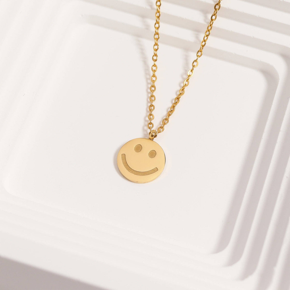 18K Gold PVD Stainless Steel Smiley Face Charm: Stainless