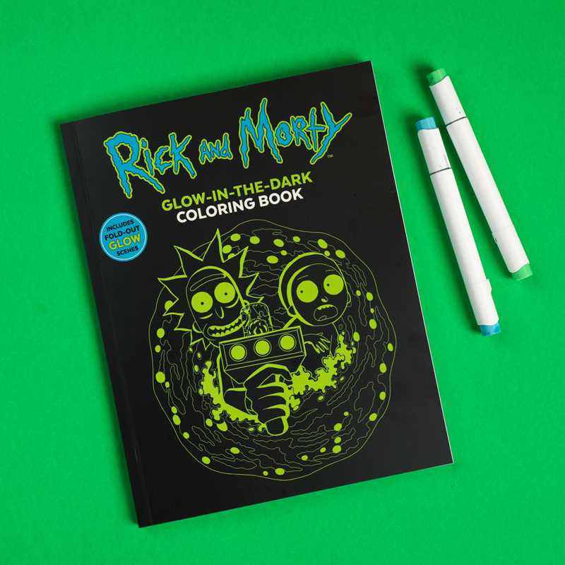 Rick and Morty Glow-in-the-Dark Coloring Book by Editors of Thunder Bay Press: Paperback; 76 pages / English