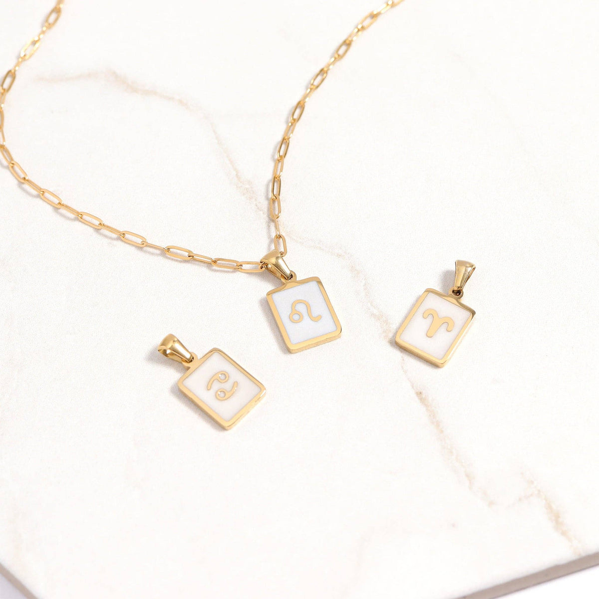 18K Gold PVD Zodiac Card Pendants: Gold / Sagittarius