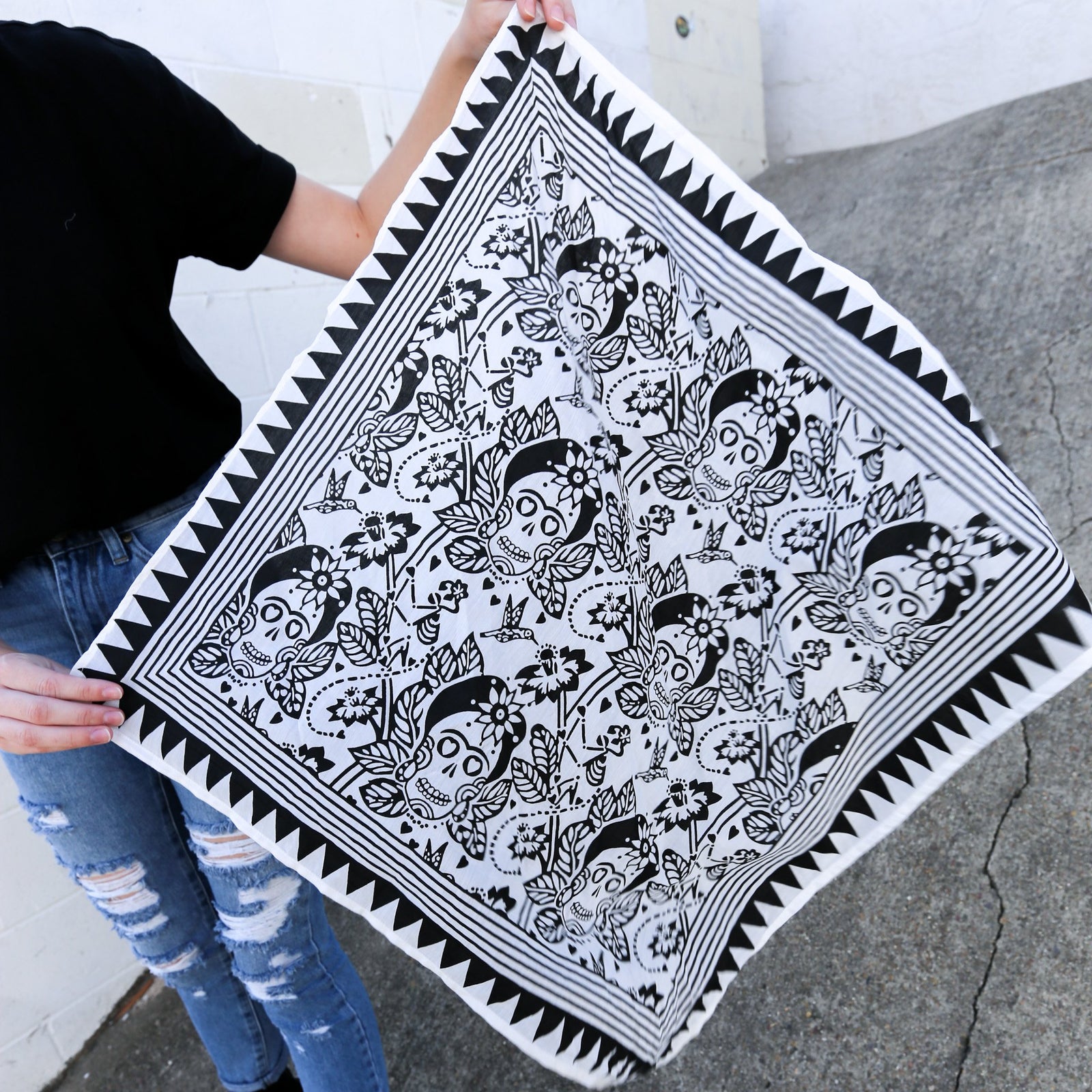 The Bandana- Black and White | El Cholo's Kid - El Cholo's Kid